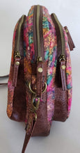 Load image into Gallery viewer, Emmy Lou - Multi-Colored Print Bag