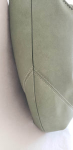 Side of bag showing topstiching